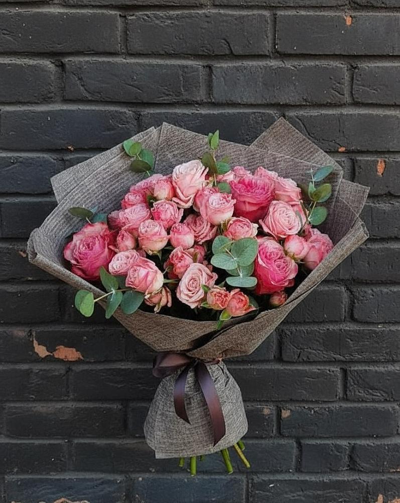 Букет цветов из: Розы в Красном Маныче