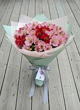 Букет цветов из:  Альстромерии в Красном Маныче