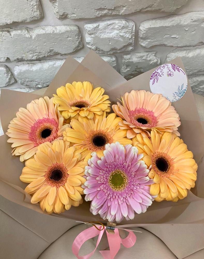 Букет цветов из: Герберы в Красном Маныче