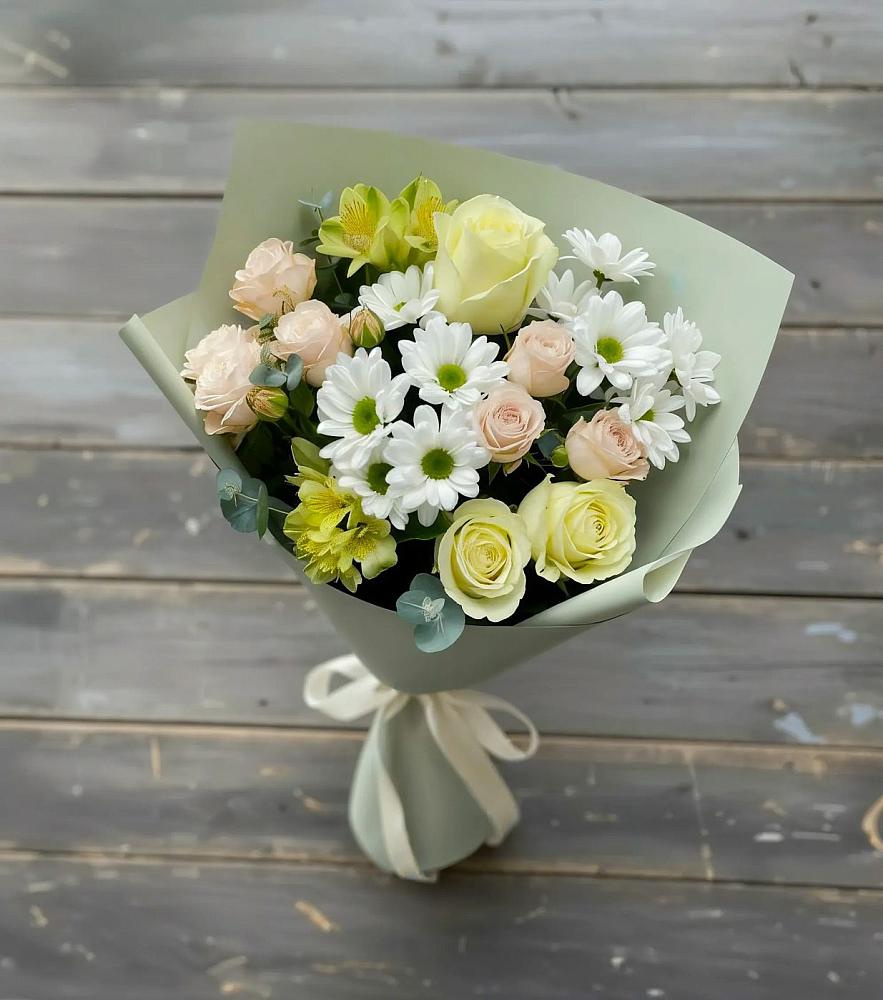 Букет цветов из: Альстромерии, Розы и Хризантемы в Красном Маныче