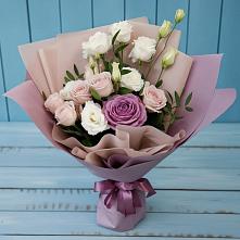 Букет цветов из:  Розы и Лизиантусы в Красном Маныче
