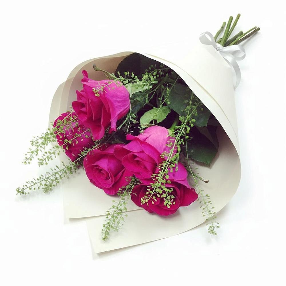 Букет цветов из: Розы в Красном Маныче