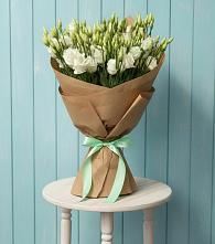 Букет цветов из:  Лизиантусы #REPLACE_PRED# Красном Маныче