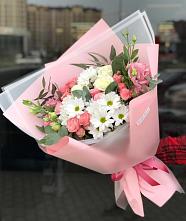 Букет цветов из:  Розы, Лизиантусы и Хризантемы в Красном Маныче