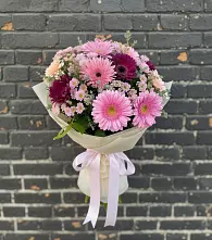 Букет цветов из:  Герберы и Хризантемы в Красном Маныче