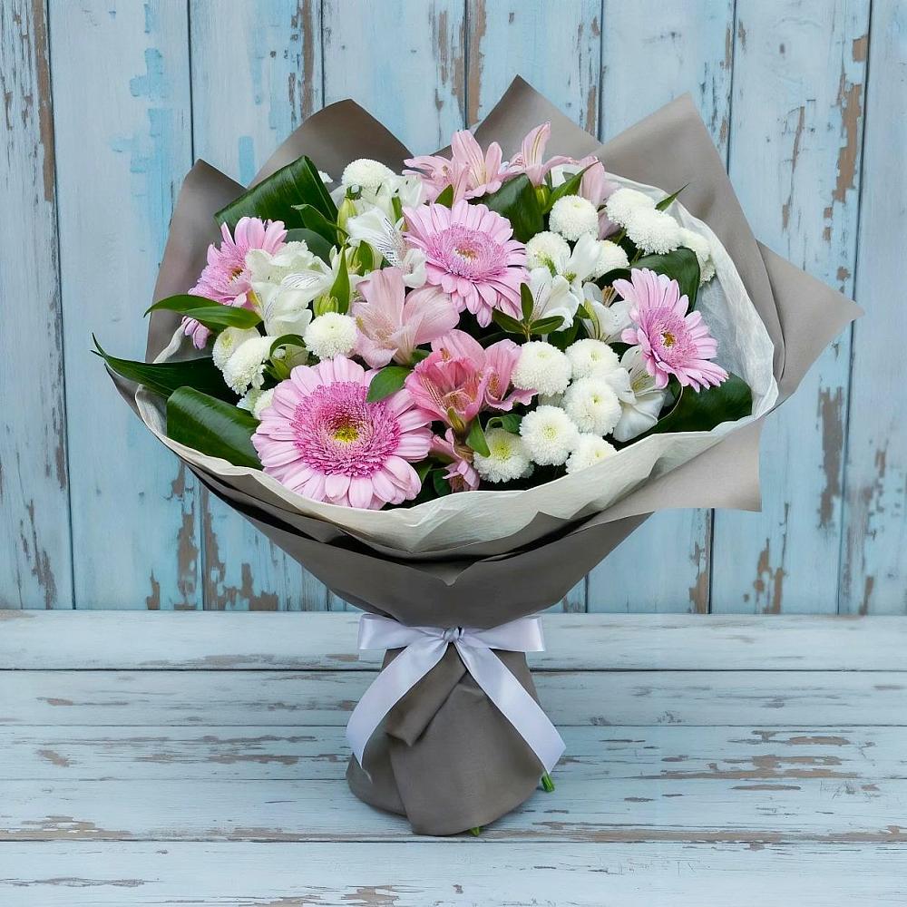 Букет цветов из: Герберы, Альстромерии и Хризантемы в Красном Маныче
