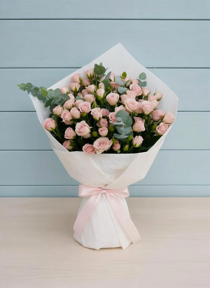 Букет цветов из: Розы в Красном Маныче