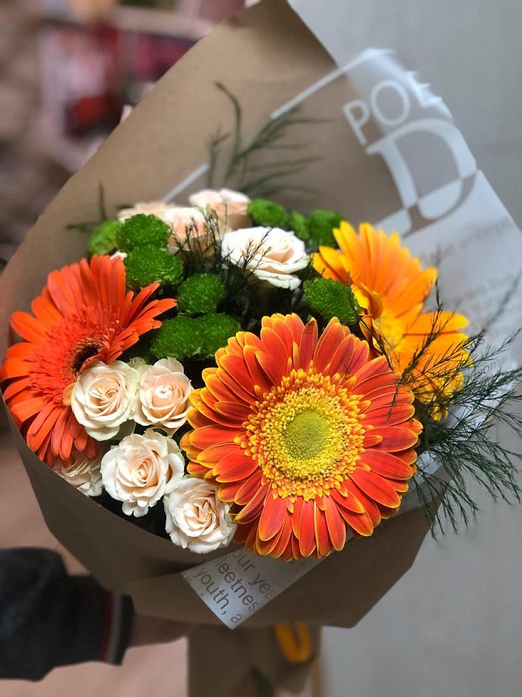 Букет цветов из: Герберы, Хризантемы и Розы в Красном Маныче