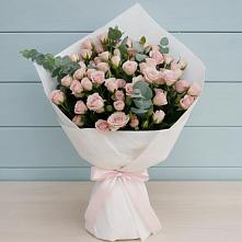 Букет цветов из:  Розы в Красном Маныче
