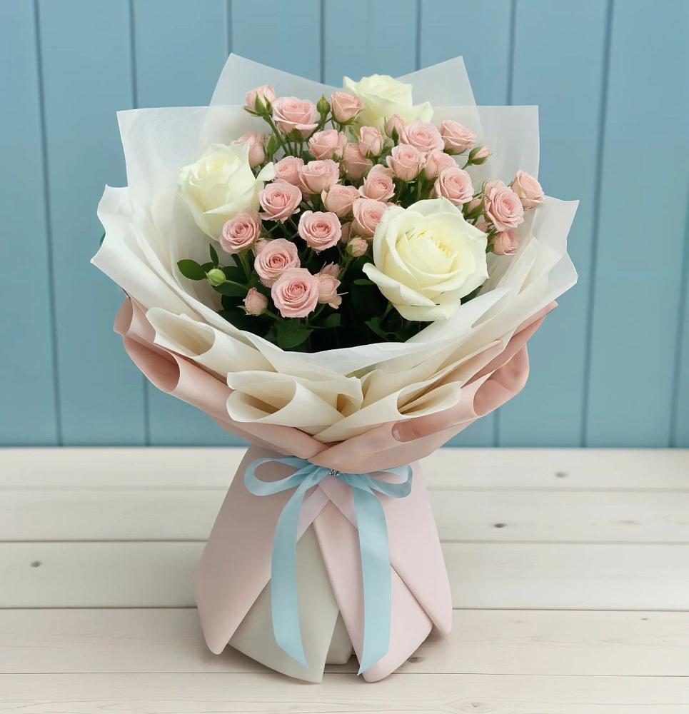 Букет цветов из: Розы в Красном Маныче