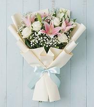 Букет цветов из:  Лилии в Красном Маныче