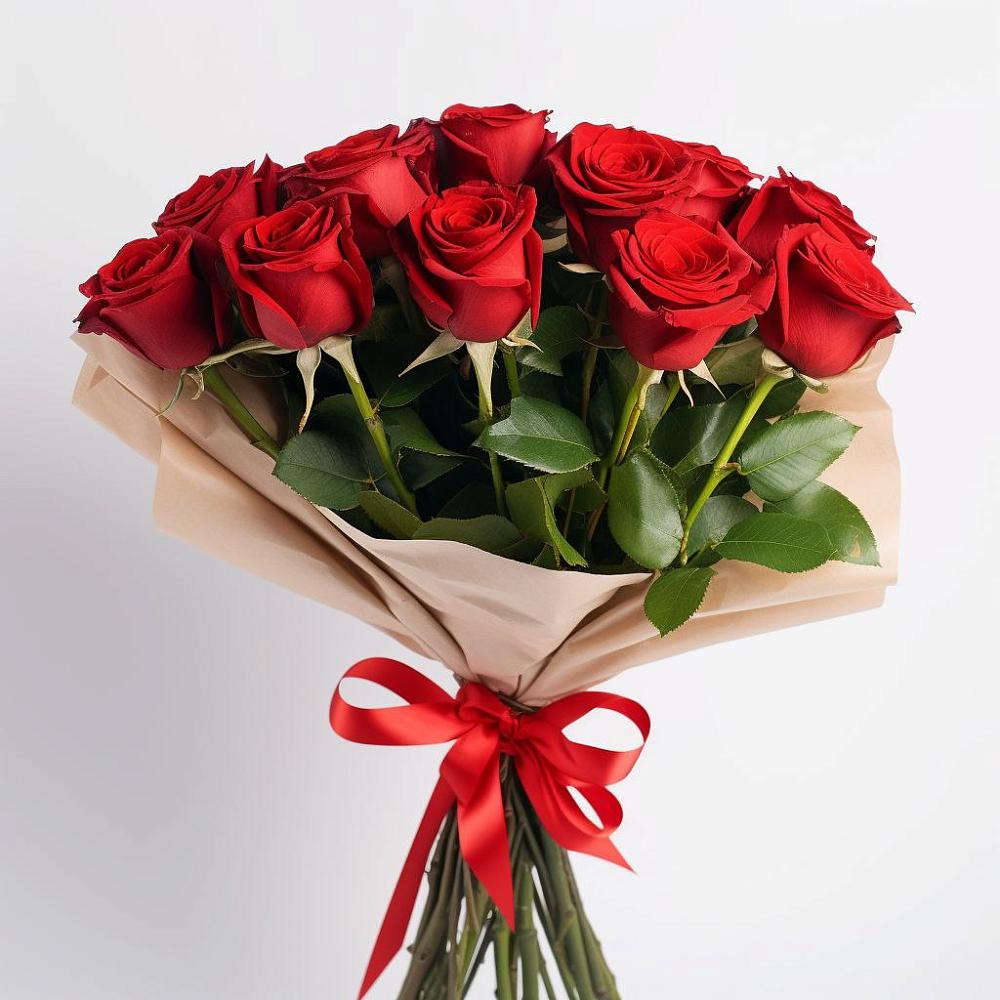 Букет 11 Красных роз Эдлесс Лав в Красном Маныче